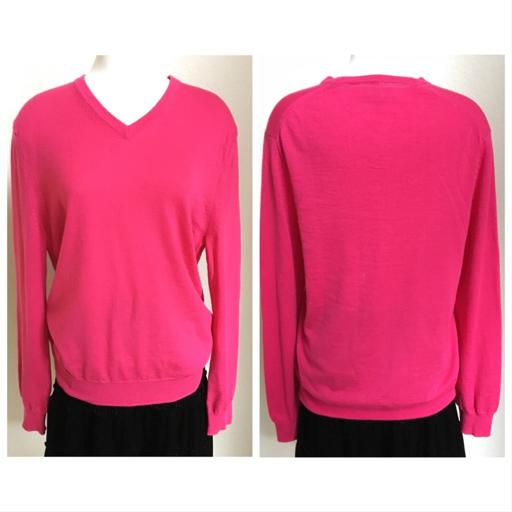 Sold💕Burberry Marino wool bright pink sweater - Picture 2 of 8